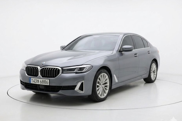 2023 BMW 5 серии с пробегом 41 676 км