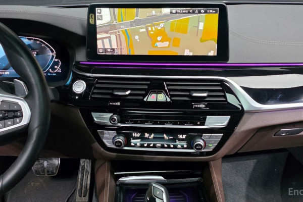 2022 BMW 5 серии с пробегом 7 420 км