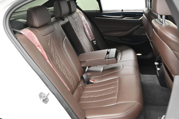 2022 BMW 5 серии с пробегом 52 893 км