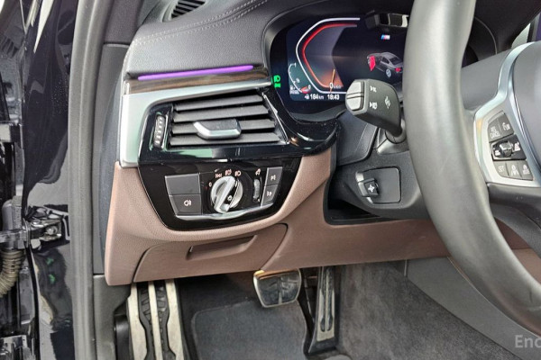 2022 BMW 5 серии с пробегом 80 519 км