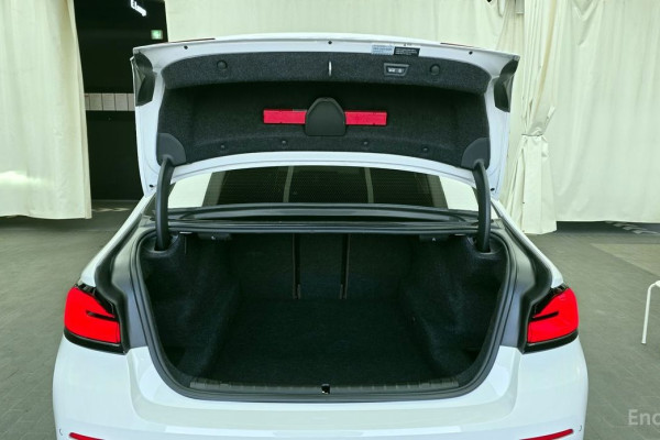 2022 BMW 5 серии с пробегом 57 679 км