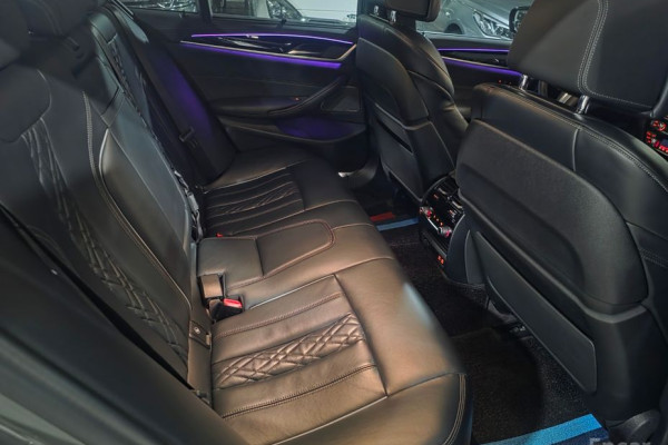 2022 BMW 5 серии с пробегом 77 622 км