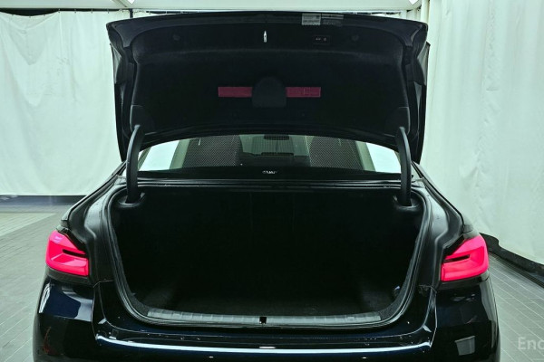 2022 BMW 5 серии с пробегом 80 519 км