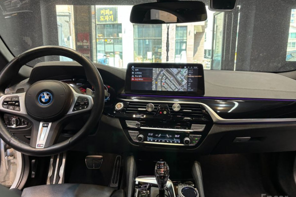 2022 BMW 5 серии с пробегом 29 950 км