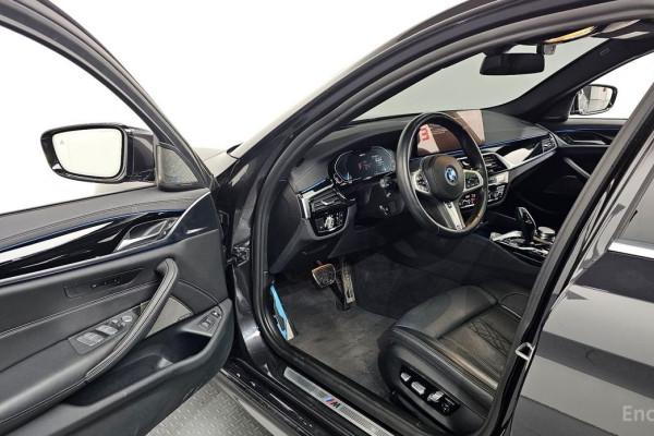 2022 BMW 5 серии с пробегом 112 557 км