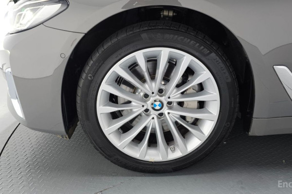 2022 BMW 5 серии с пробегом 79 286 км