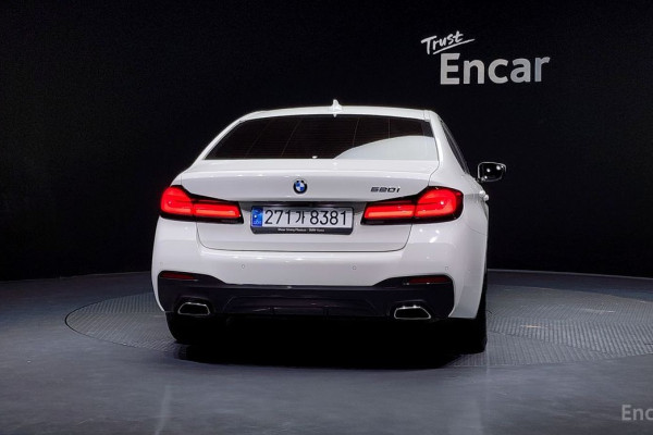 2022 BMW 5 серии с пробегом 56 748 км