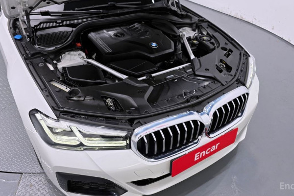 2022 BMW 5 серии с пробегом 46 214 км