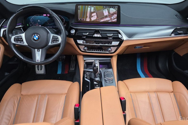 2022 BMW 5 серии с пробегом 46 214 км