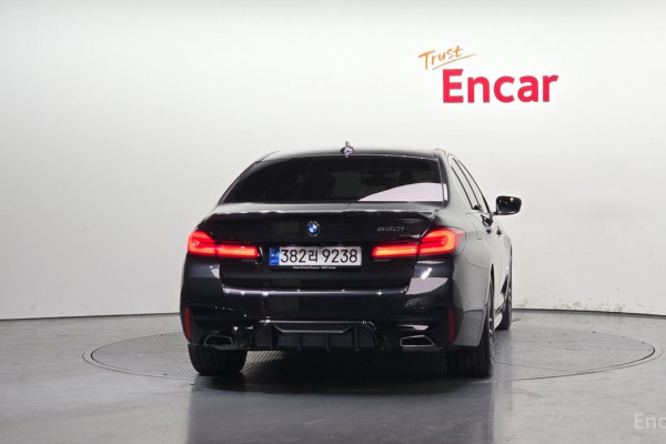 2022 BMW 5 серии с пробегом 29 345 км