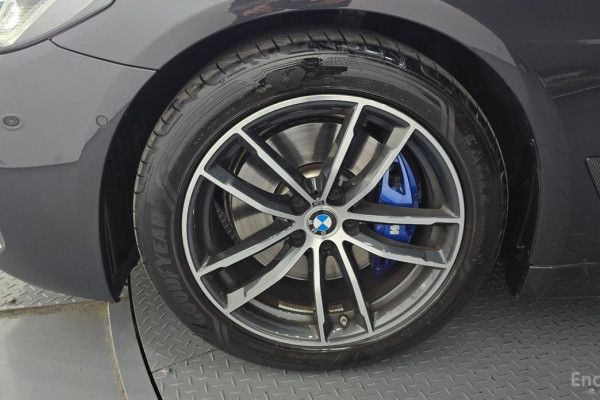 2022 BMW 5 серии с пробегом 29 345 км