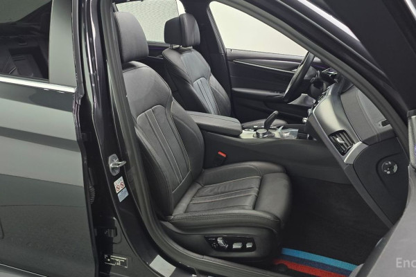 2022 BMW 5 серии с пробегом 29 345 км