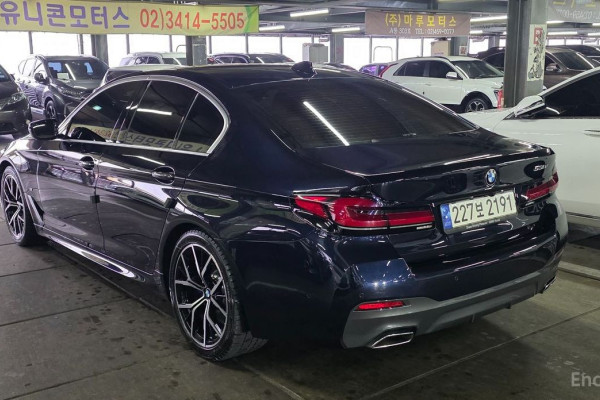 2022 BMW 5 серии с пробегом 18 800 км