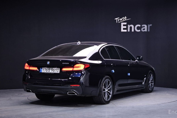 2022 BMW 5 серии с пробегом 84 154 км