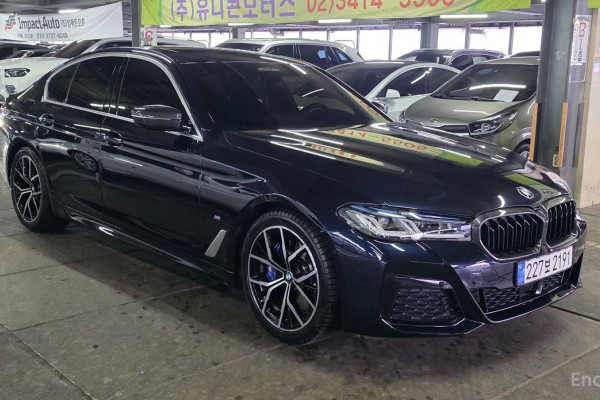 2022 BMW 5 серии с пробегом 18 800 км
