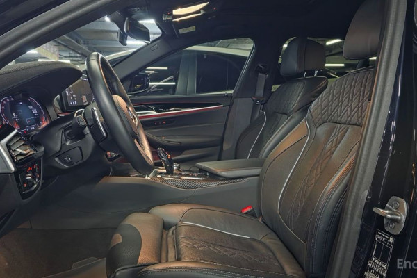 2022 BMW 5 серии с пробегом 18 800 км