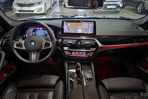 2022 BMW 5 серии с пробегом 18 800 км