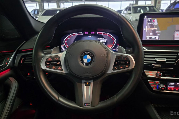 2022 BMW 5 серии с пробегом 18 800 км