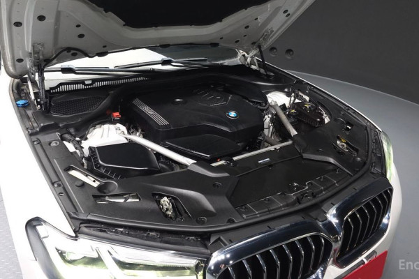 2022 BMW 5 серии с пробегом 118 716 км