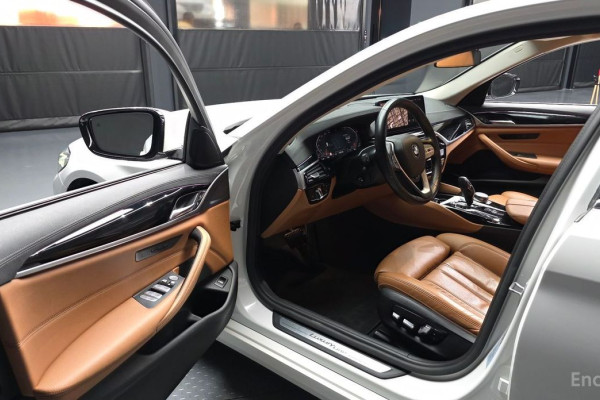 2022 BMW 5 серии с пробегом 118 716 км