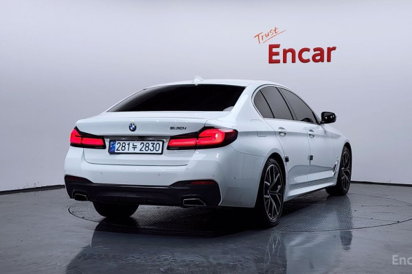 2022 BMW 5 серии с пробегом 39 701 км