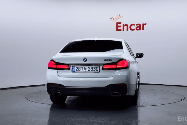 2022 BMW 5 серии с пробегом 39 701 км