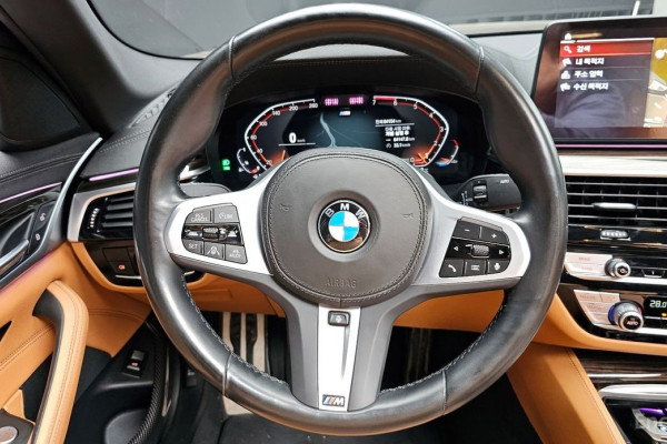 2022 BMW 5 серии с пробегом 84 154 км