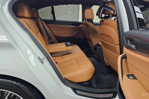 2022 BMW 5 серии с пробегом 76 940 км