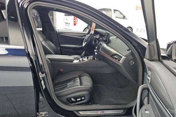 2022 BMW 5 серии с пробегом 41 151 км