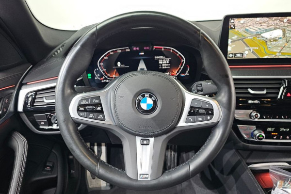 2022 BMW 5 серии с пробегом 41 151 км