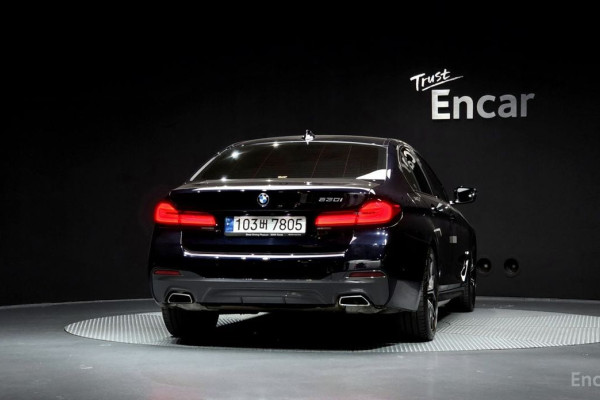 2022 BMW 5 серии с пробегом 39 877 км