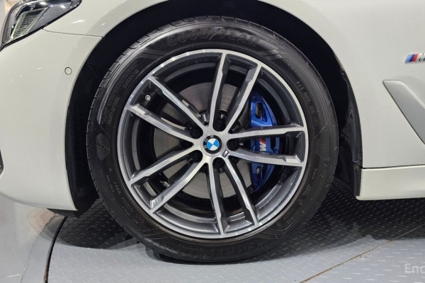 2022 BMW 5 серии с пробегом 48 000 км