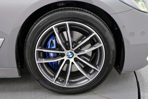 2022 BMW 5 серии с пробегом 71 195 км