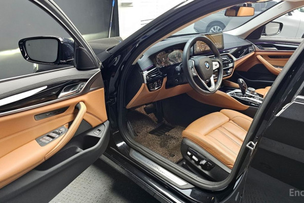 2022 BMW 5 серии с пробегом 86 396 км