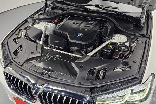 2022 BMW 5 серии с пробегом 48 000 км