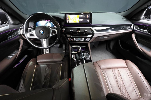 2022 BMW 5 серии с пробегом 39 877 км