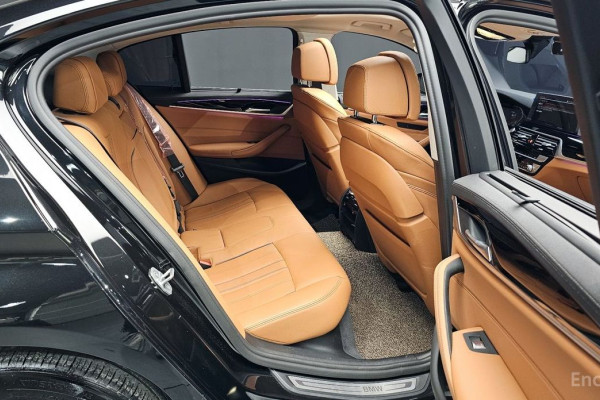 2022 BMW 5 серии с пробегом 86 396 км