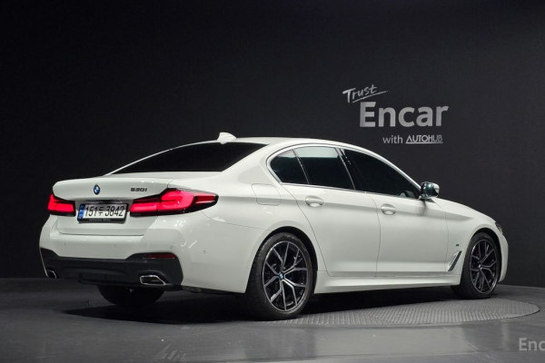 2022 BMW 5 серии с пробегом 37 940 км