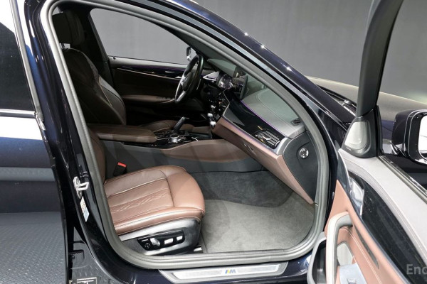 2022 BMW 5 серии с пробегом 39 877 км