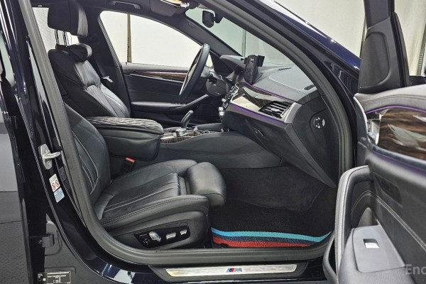 2022 BMW 5 серии с пробегом 54 536 км