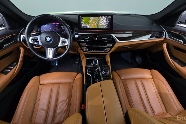 2022 BMW 5 серии с пробегом 71 195 км