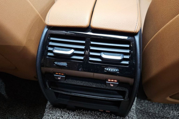 2022 BMW 5 серии с пробегом 86 396 км