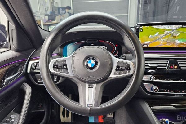 2022 BMW 5 серии с пробегом 54 536 км