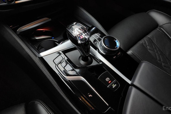 2022 BMW 5 серии с пробегом 41 932 км