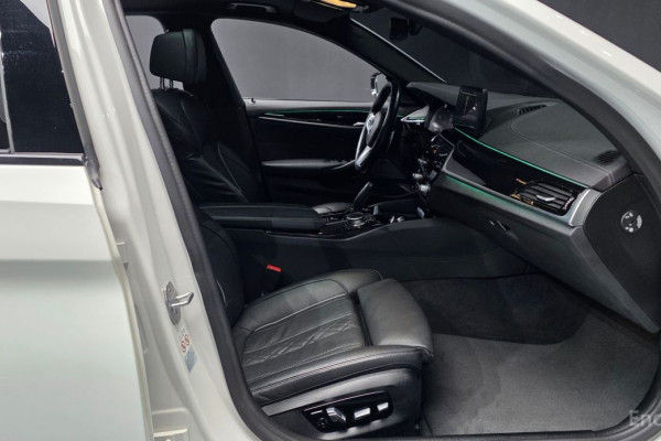 2022 BMW 5 серии с пробегом 44 056 км