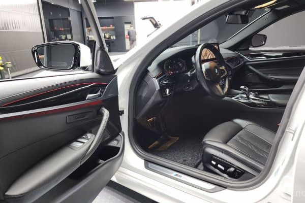 2022 BMW 5 серии с пробегом 41 932 км