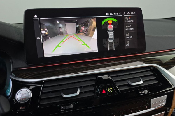 2022 BMW 5 серии с пробегом 71 195 км