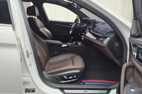 2022 BMW 5 серии с пробегом 37 940 км