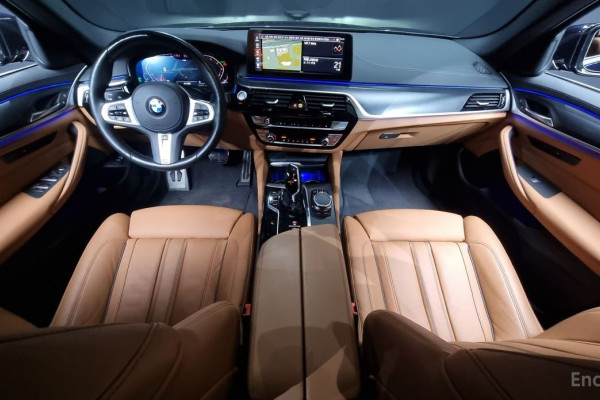 2022 BMW 5 серии с пробегом 60 872 км