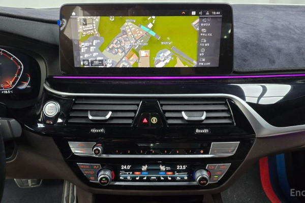 2022 BMW 5 серии с пробегом 37 940 км